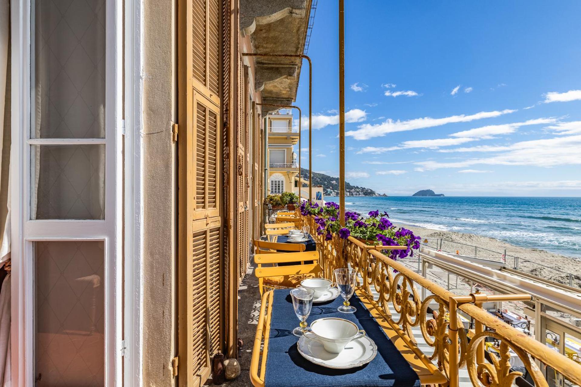 Casa D'Artista B&B Di Charme Alassio Kültér fotó